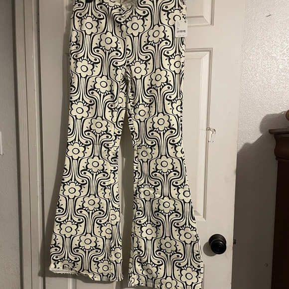 Free people bell bottoms - Picture 1 of 3